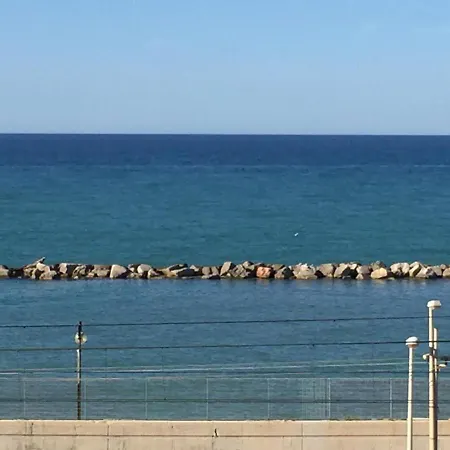 In 마리나디몬테마르시아노